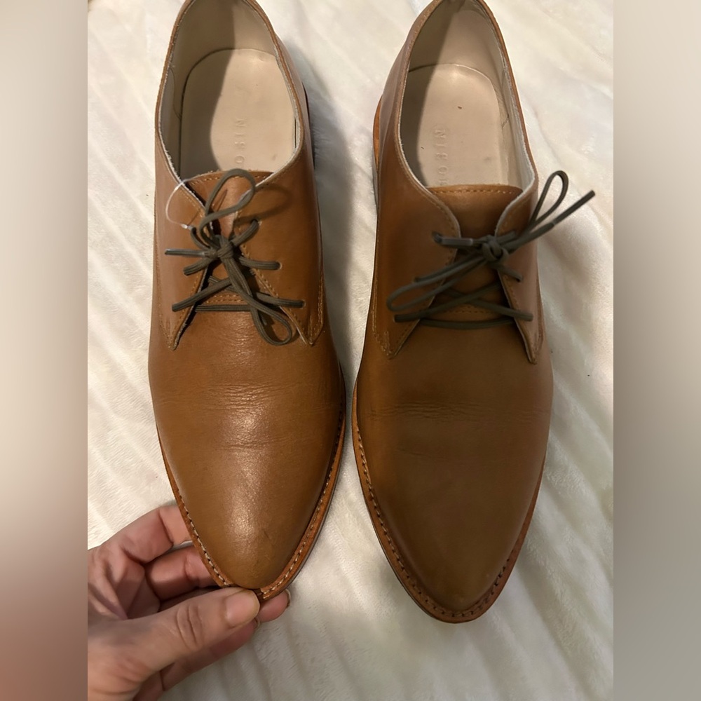 Women’s Tan Leather Lace-Up Oxford Shoes Nisolo